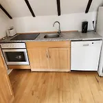 High Ceiling 2 Bedrooms Troisdorf