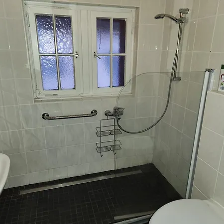 High Ceiling 2 Bedrooms