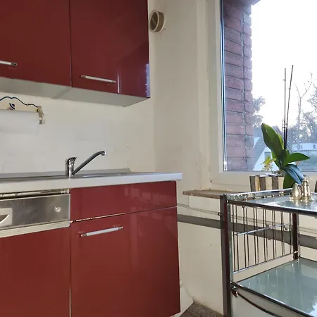 High Ceiling 2 Bedrooms