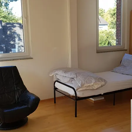 High Ceiling 2 Bedrooms Troisdorf
