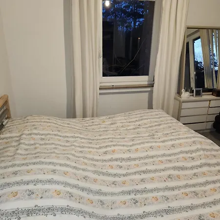 High Ceiling 2 Bedrooms Troisdorf