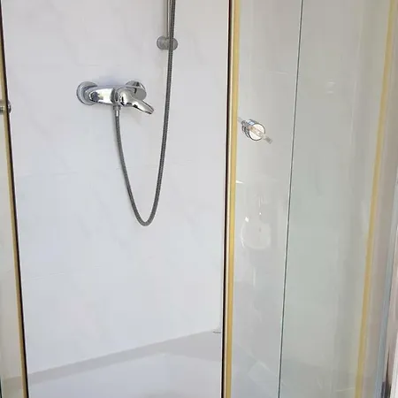 High Ceiling 2 Bedrooms Villa