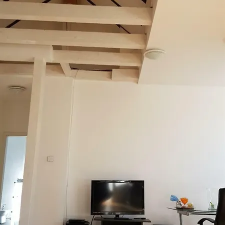 High Ceiling 2 Bedrooms Villa