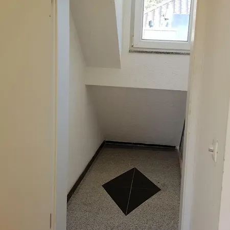 High Ceiling 2 Bedrooms Villa Troisdorf