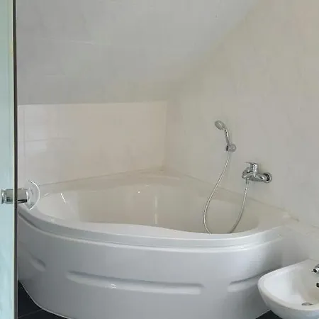 Villa High Ceiling 2 Bedrooms *