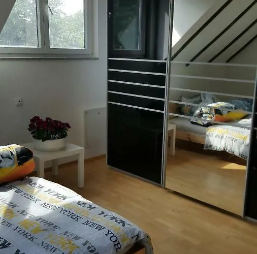 Willa High Ceiling 2 Bedrooms