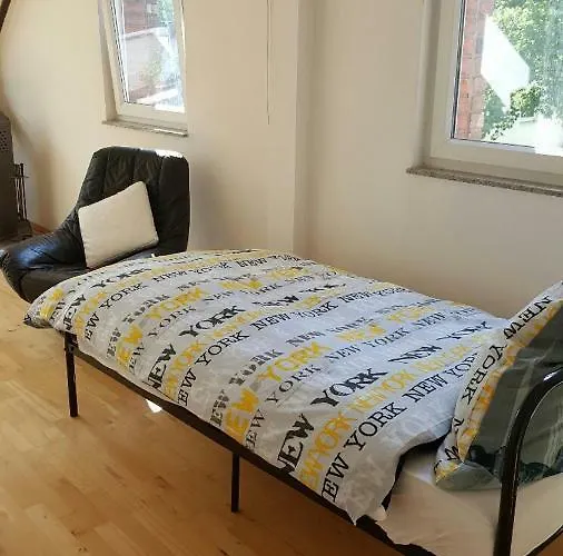 High Ceiling 2 Bedrooms *