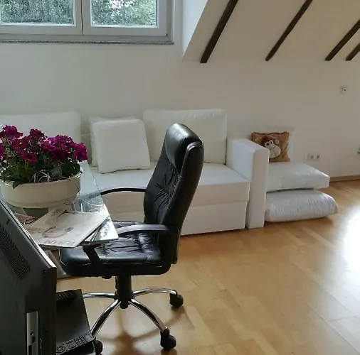 Vila High Ceiling 2 Bedrooms *