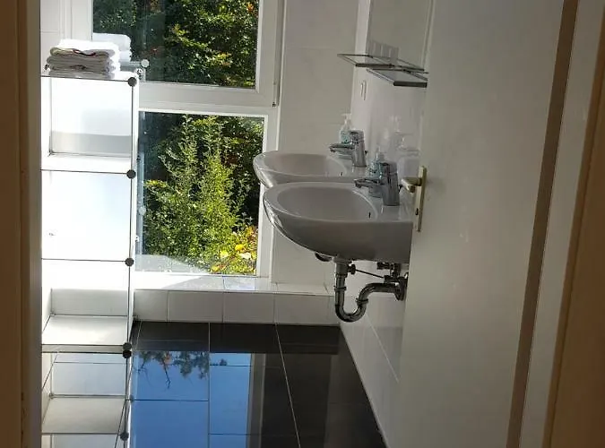 High Ceiling 2 Bedrooms