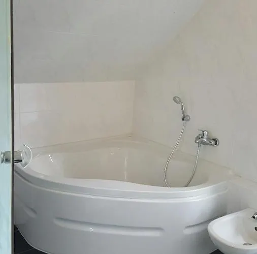 Vila High Ceiling 2 Bedrooms *